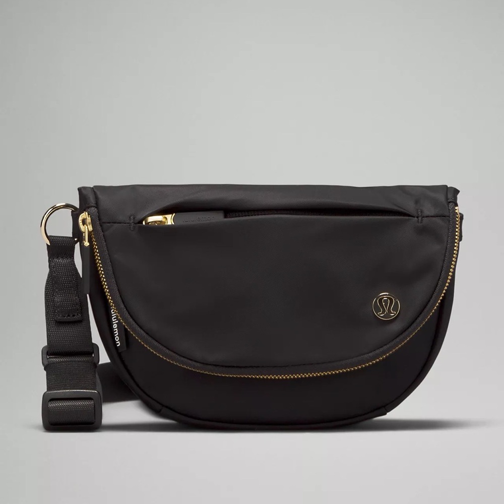 Lululemon All Night Festival Bag Micro 2L